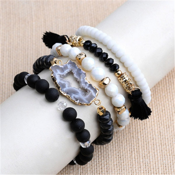 Stone bead bracelet