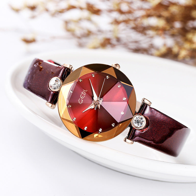 GEDI Diamond Watch with Strap Leather