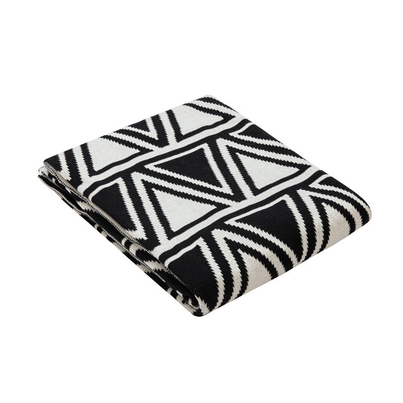 Geometric Pattern Knitted Blanket